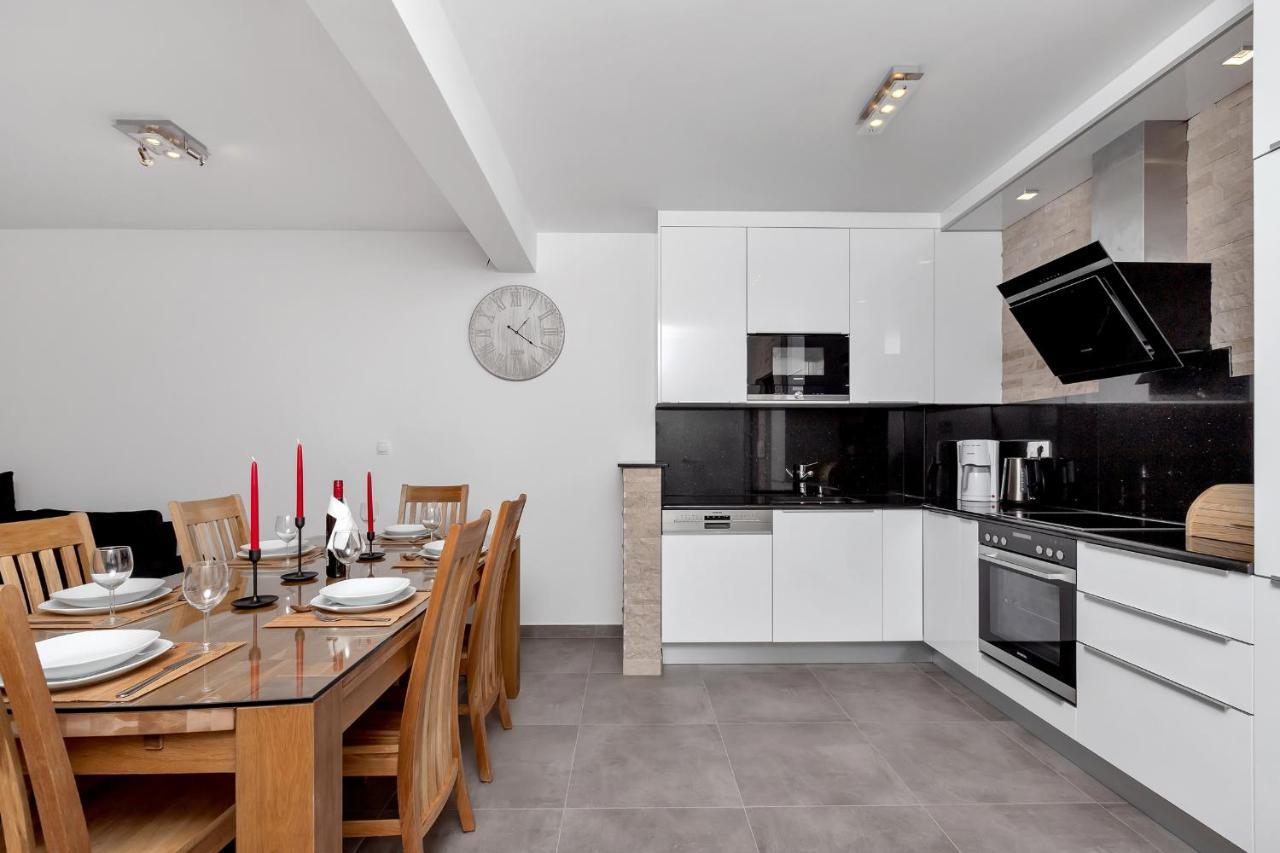 Luxury Apartment Sidro With Free Beach Parking Makarska Eksteriør bilde